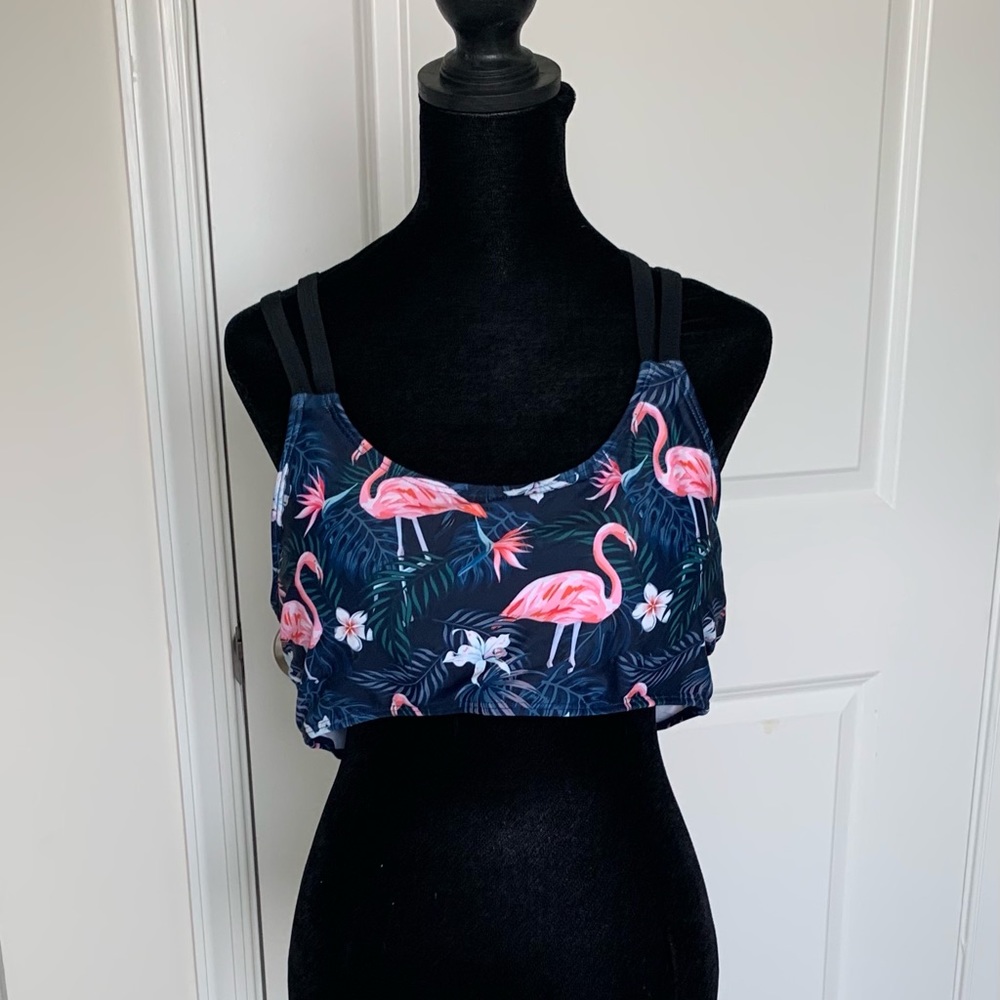 Cute flamingo pattern bikini top. BRAND NEW XL